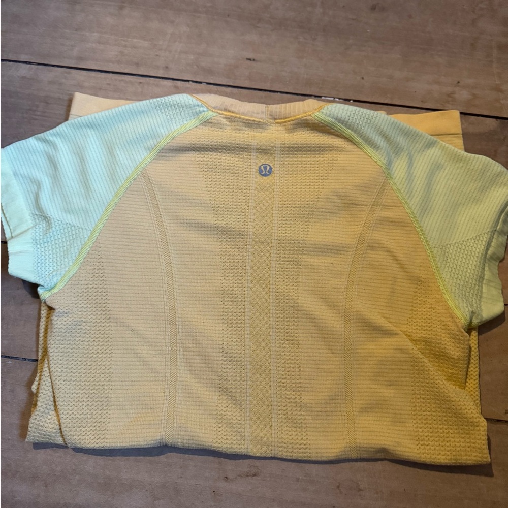 Lululemon bundle - Picture 2 of 6